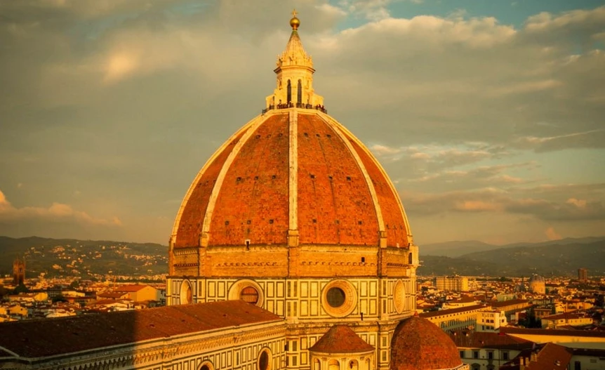 The Renaissance city in 1.4 square kilometers of museums and cathedrals
